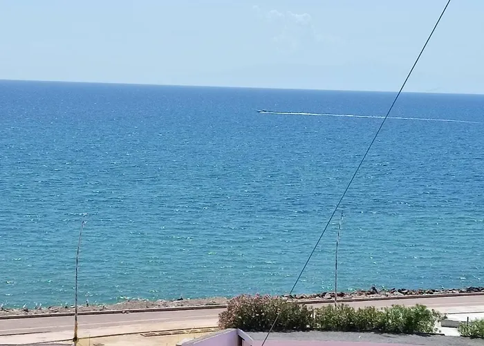 Blue Dolphins Apartment