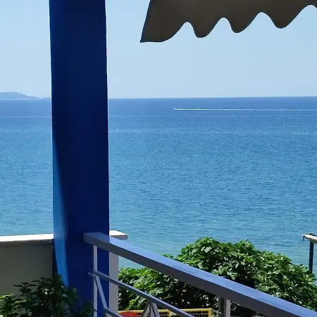 Blue Dolphins Lejlighed