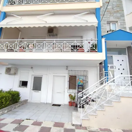 Blue Dolphins Apartment *